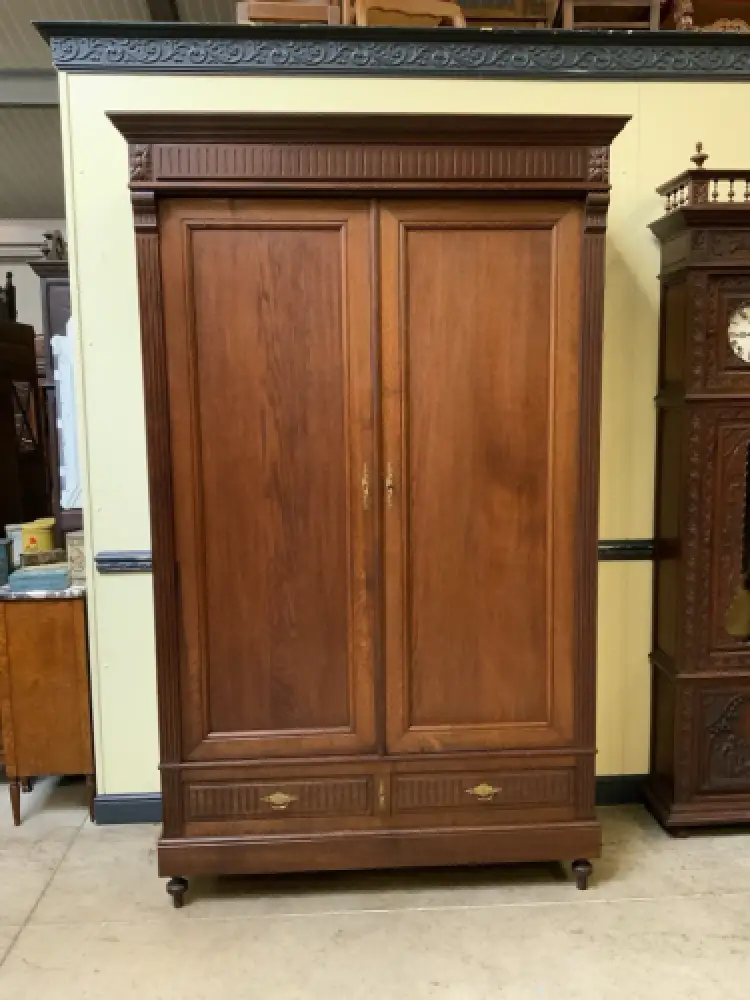 Antiker imposanter Jugendstil Kleiderschrank, sensationell - Lieferung möglich! 0