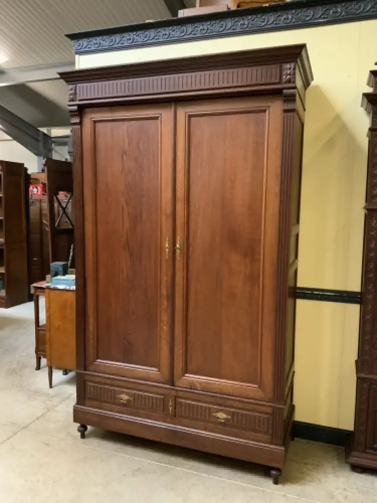 Antiker imposanter Jugendstil Kleiderschrank, sensationell - Lieferung möglich! 2