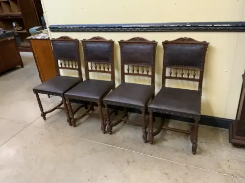 Antik - 4 Stühle mit Prägeleder, Nußbaum -  Jugendstil - Lieferung möglich!