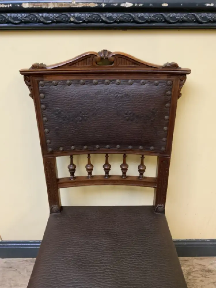 Antik - 4 Stühle mit Prägeleder, Nußbaum -  Jugendstil - Lieferung möglich! 6