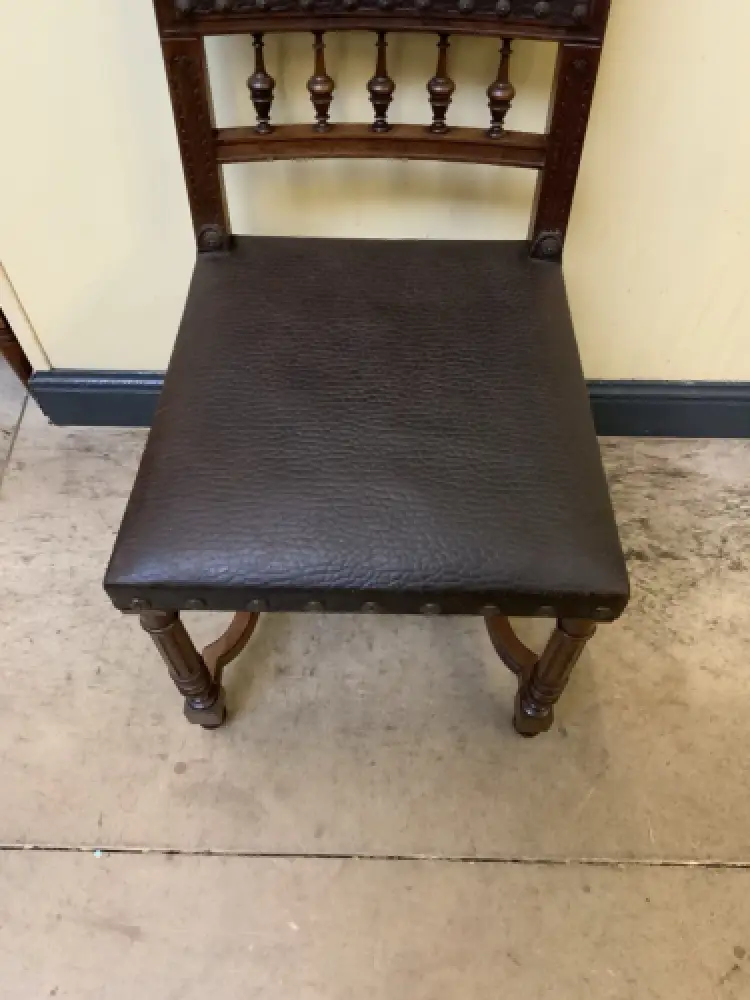 Antik - 4 Stühle mit Prägeleder, Nußbaum -  Jugendstil - Lieferung möglich! 7