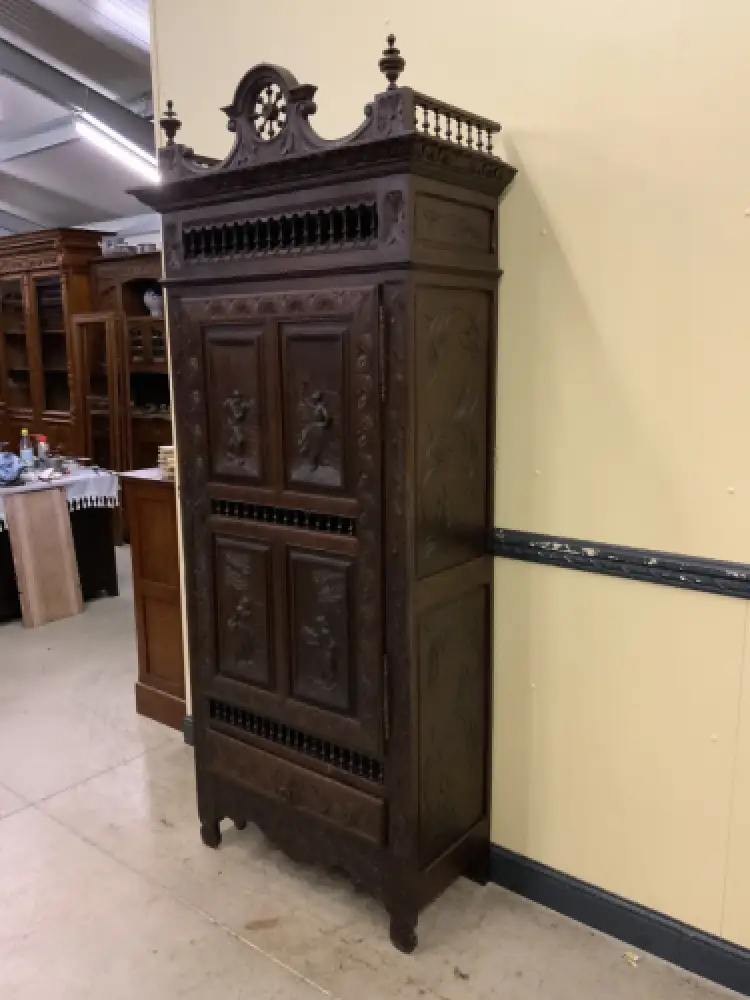 Antiker bretonischer Geschirrschrank, Vertiko - traumhaft - Lieferung möglich! 2