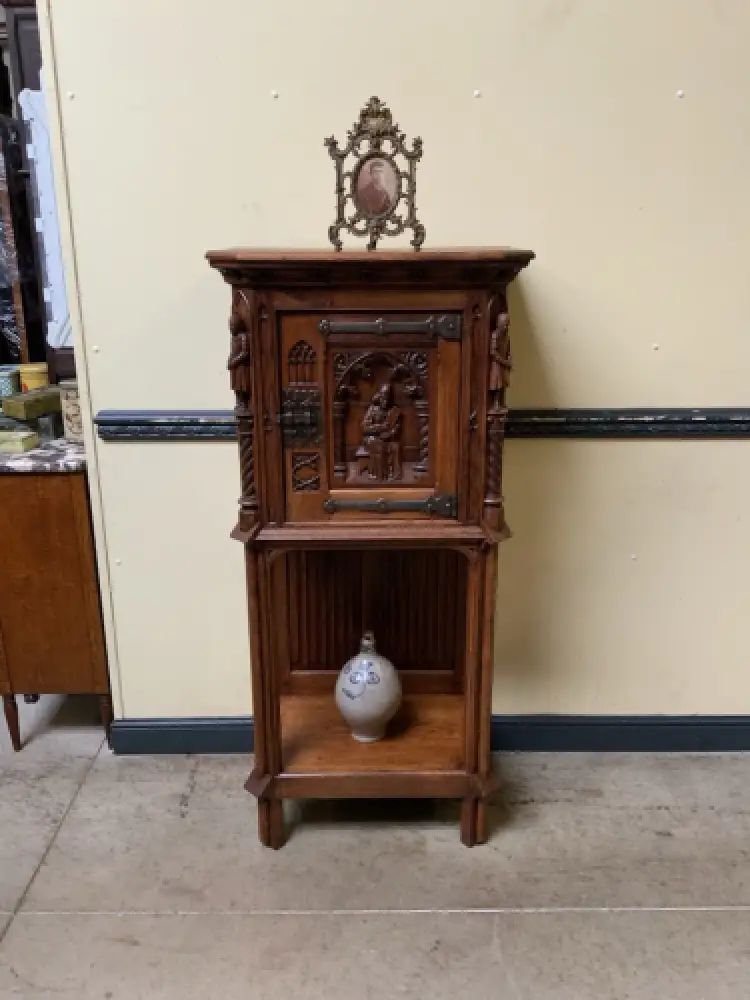 Antik - Vertiko, Anrichte - Neogotik - Lieferung möglich! 0