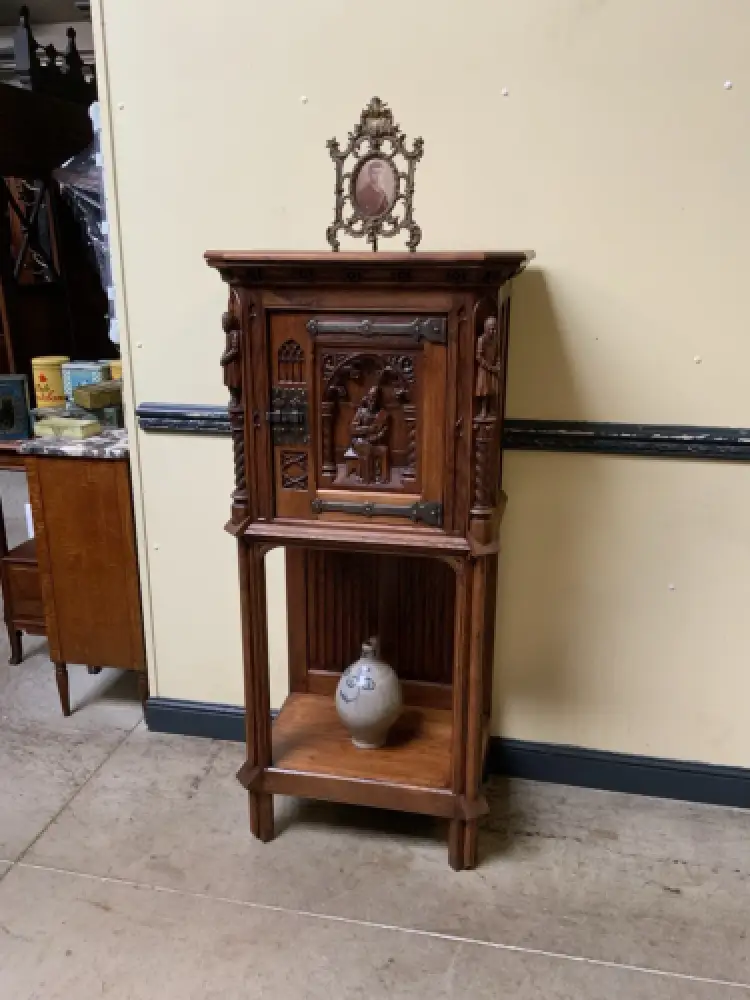 Antik - Vertiko, Anrichte - Neogotik - Lieferung möglich! 1