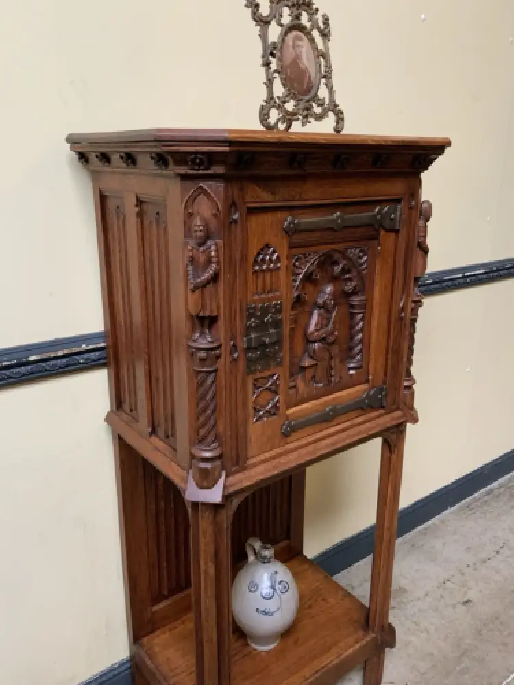 Antik - Vertiko, Anrichte - Neogotik - Lieferung möglich! 10