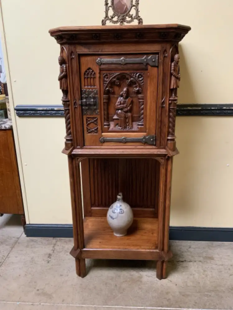 Antik - Vertiko, Anrichte - Neogotik - Lieferung möglich! 14