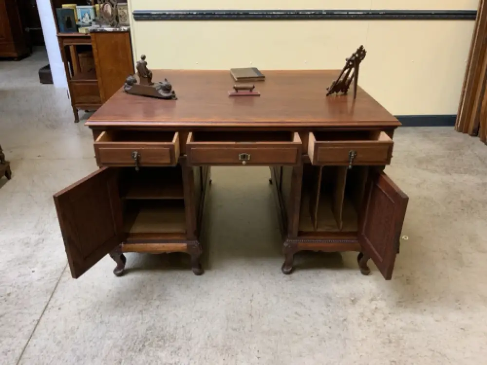 Antik - Doppelseitiger Schreibtisch mit 2 Armstühle - Lieferung möglich! 19