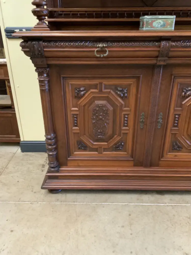 Sensationelles imposantes Neorenaissance Säulen Buffet,  Lieferung möglich! 13