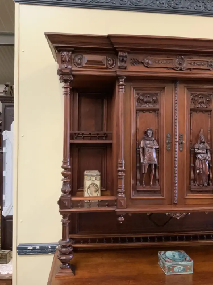 Sensationelles imposantes Neorenaissance Säulen Buffet,  Lieferung möglich! 14