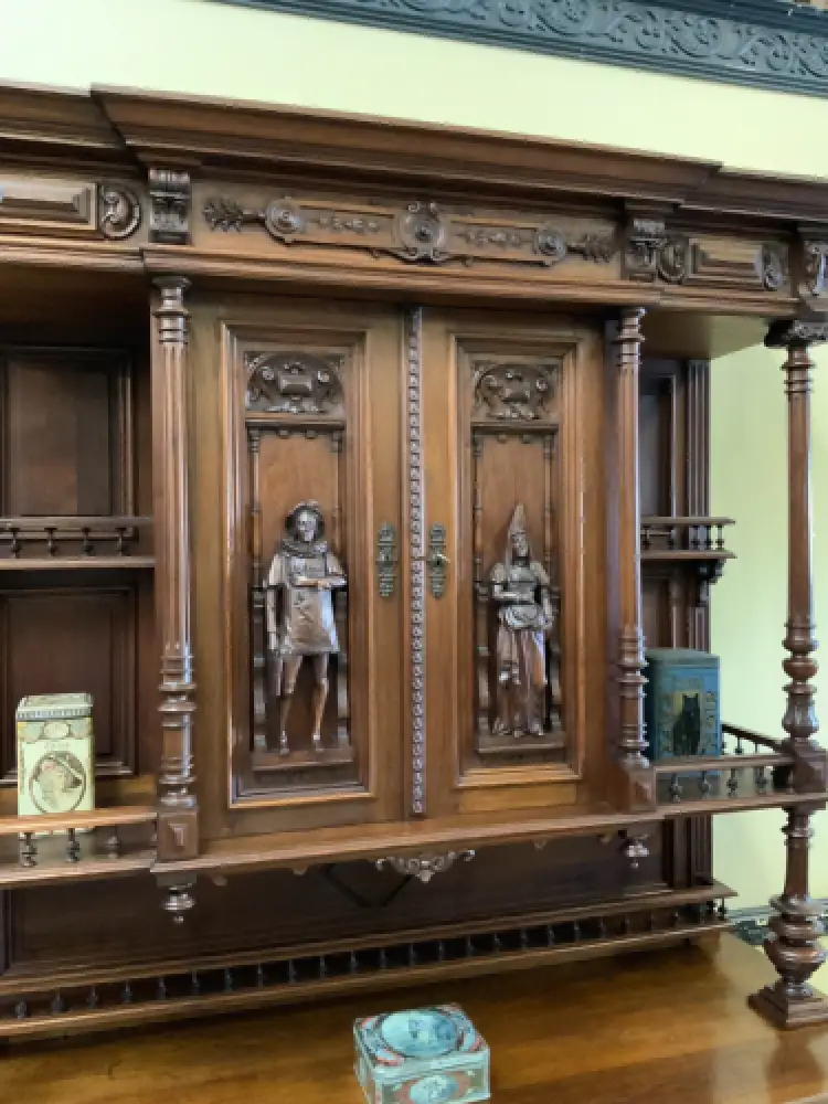 Sensationelles imposantes Neorenaissance Säulen Buffet,  Lieferung möglich! 19