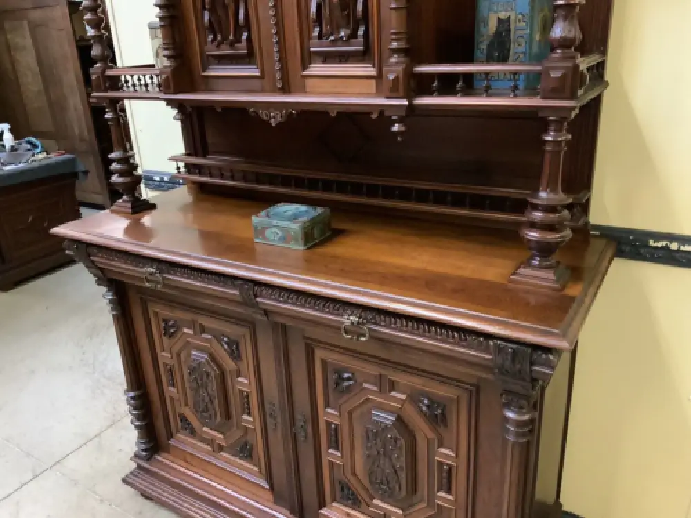 Sensationelles imposantes Neorenaissance Säulen Buffet,  Lieferung möglich! 8