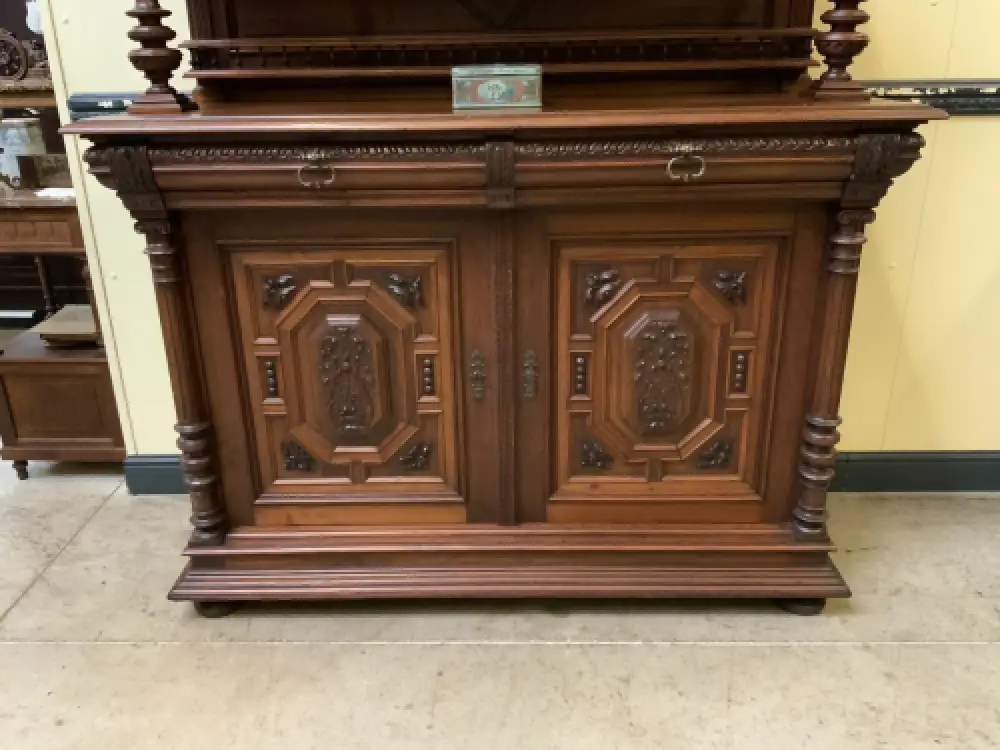 Sensationelles imposantes Neorenaissance Säulen Buffet,  Lieferung möglich! 9