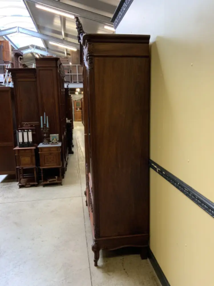 Antiker imposanter Jugendstil Kleiderschrank mit Wäschefach - Lieferung möglich! 3