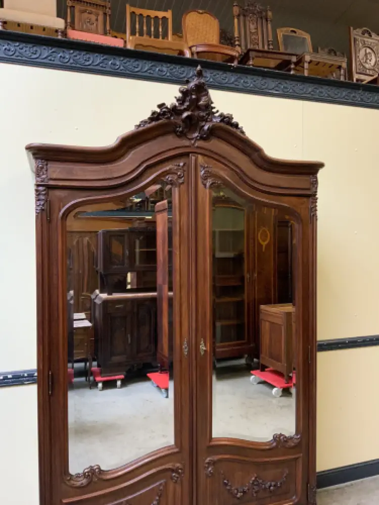 Antiker imposanter Jugendstil Kleiderschrank mit Wäschefach - Lieferung möglich! 8