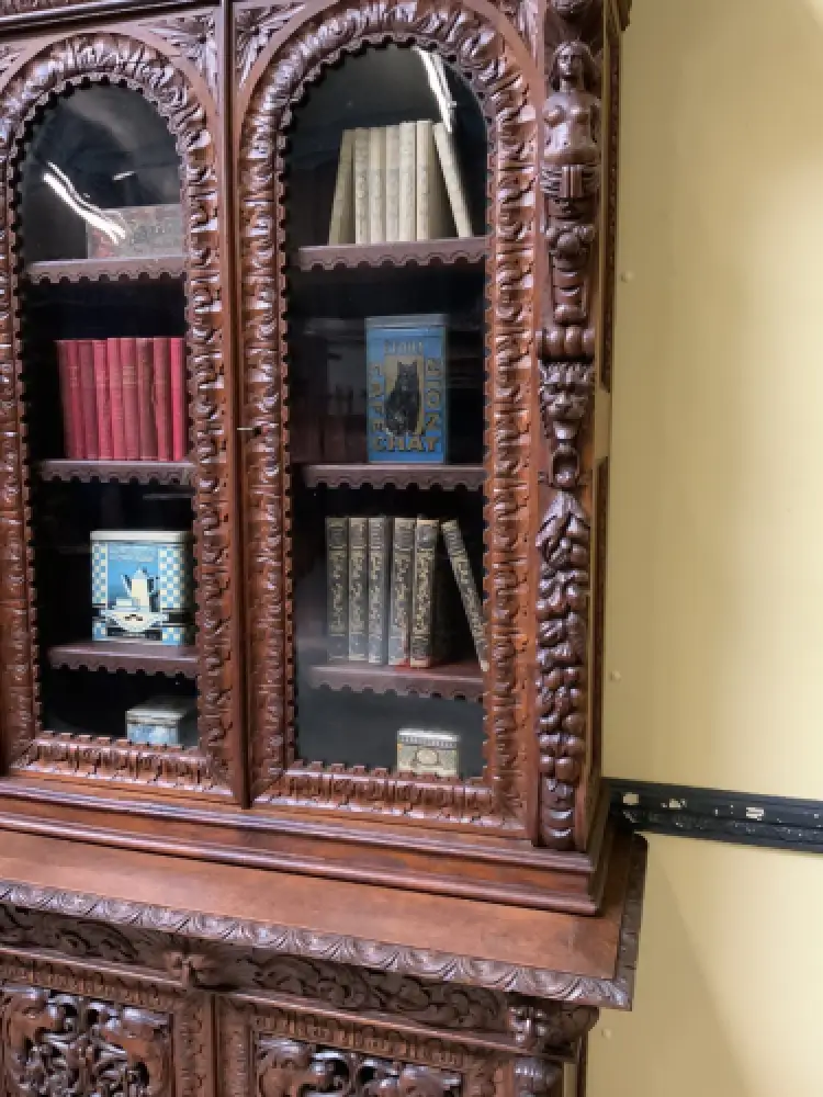 Antike Neorenaissance Vitrine, Bücherschrank  -  Lieferung möglich! 16