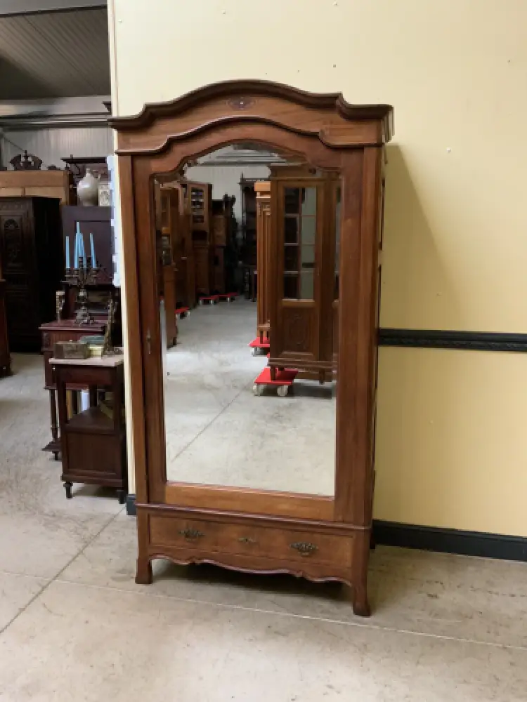 Antiker Jugendstil Wäscheschrank, Intarsien -   Lieferung möglich! 0