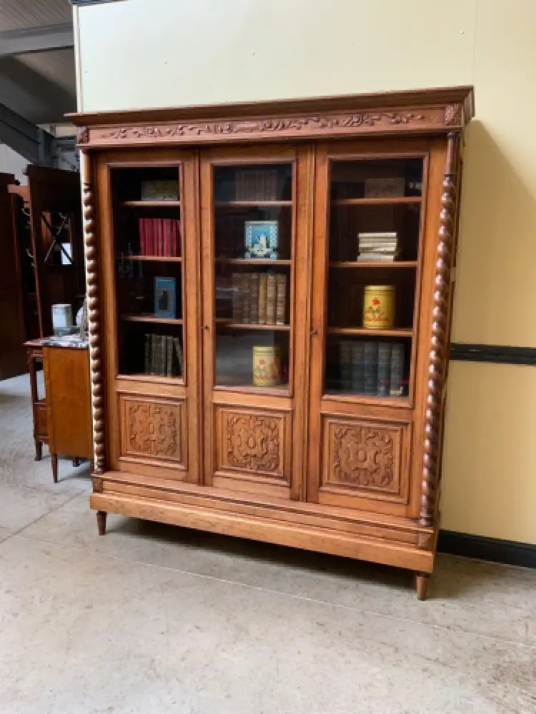 Antiker Neorenaissance Bücherschrank, Vitrine, Traumhaft - Lieferung möglich! 1