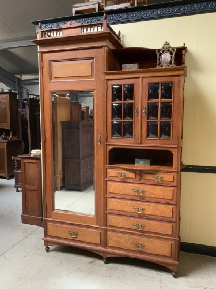 Antiker imposanter Jugendstil Kleiderschrank, Art Nouveau - Lieferung möglich! 0
