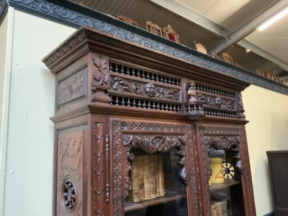Antike imposante Bretonische Vitrine, Bücherschrank ,   -  Lieferung möglich! 14