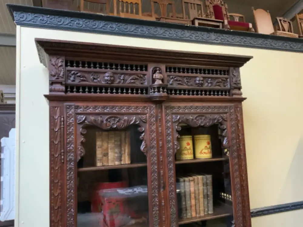 Antike imposante Bretonische Vitrine, Bücherschrank ,   -  Lieferung möglich! 6