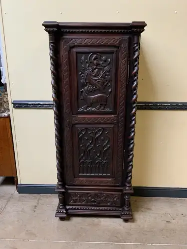 Antik - Vertiko, Anrichte, Geschirrschrank - Neogotik - Lieferung möglich!