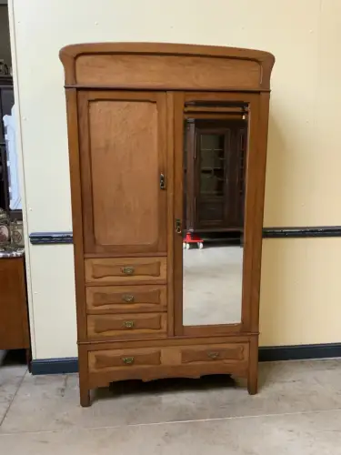 Antiker Jugendstil Wäscheschrank, Kleiderschrank -   Lieferung möglich!