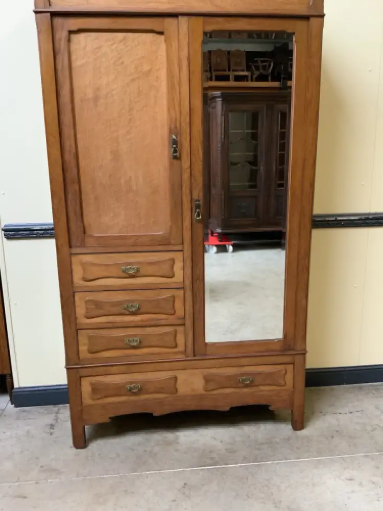 Antik- Jugendstil Wäscheschrank, Kleiderschrank - Art Nouveau-   Lieferung mögl. 8