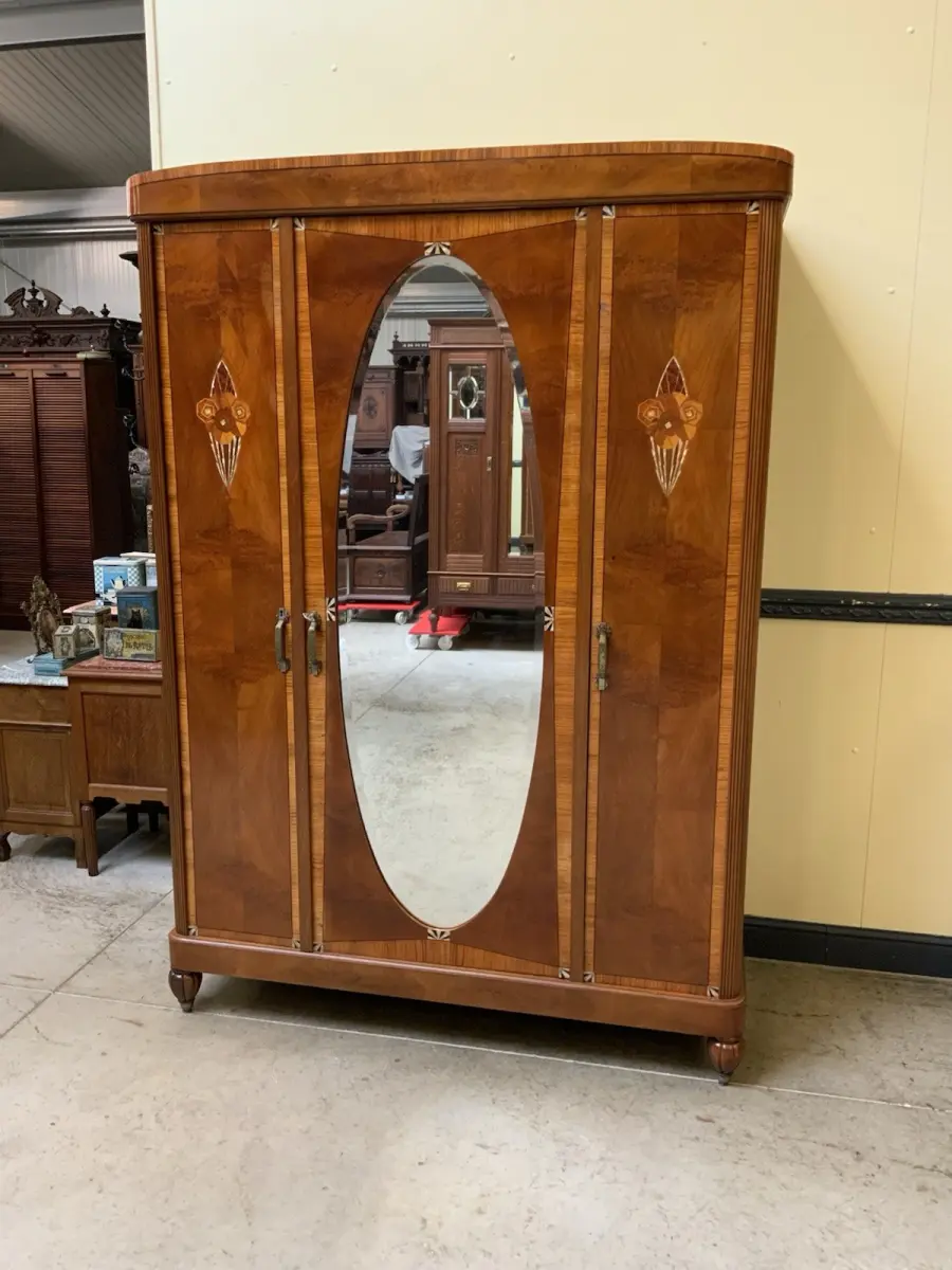 Antik - Kleiderschrank, Wäscheschrank, Intarsien -Art Deco -  Lieferung möglich!