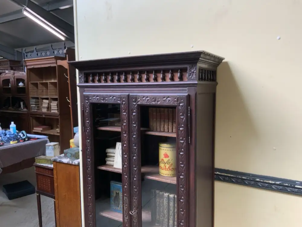 Antike Bretonische Vitrine, Bücherschrank , Traumhaft  -  Lieferung möglich!    10