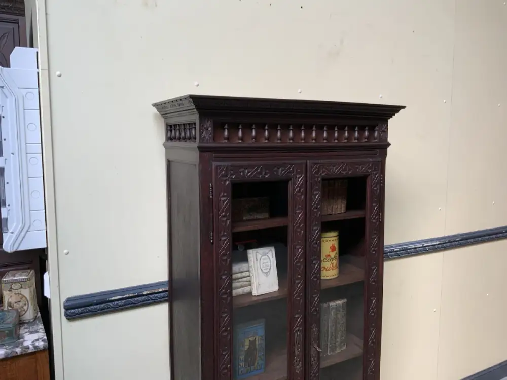 Antike Bretonische Vitrine, Bücherschrank , Traumhaft  -  Lieferung möglich!    11