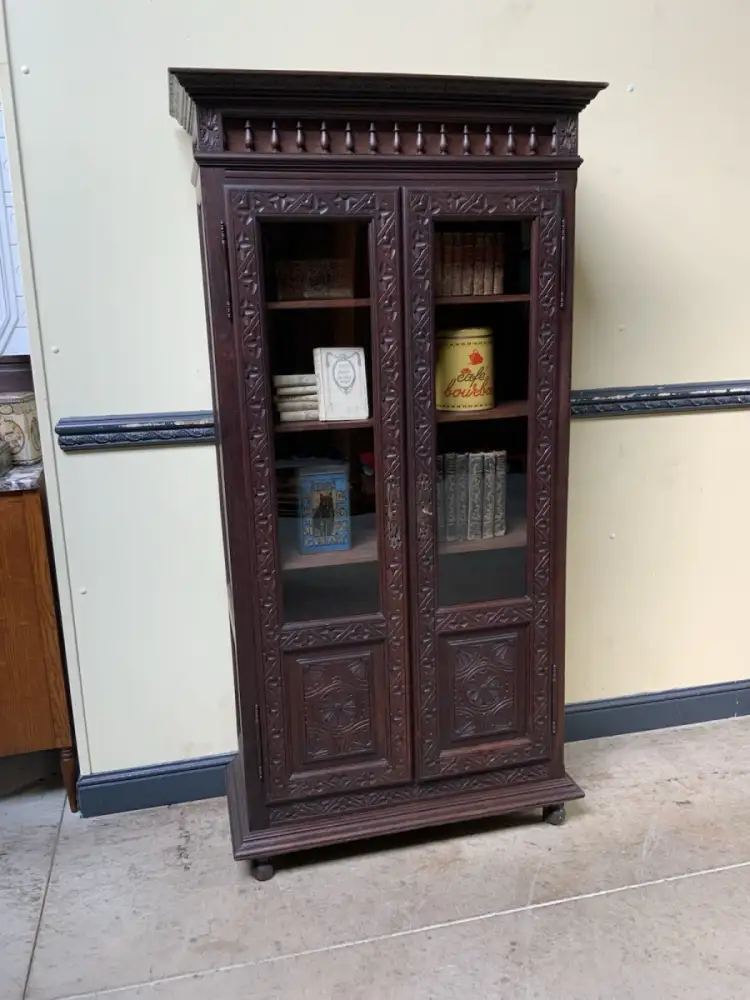 Antike Bretonische Vitrine, Bücherschrank , Traumhaft  -  Lieferung möglich!    2