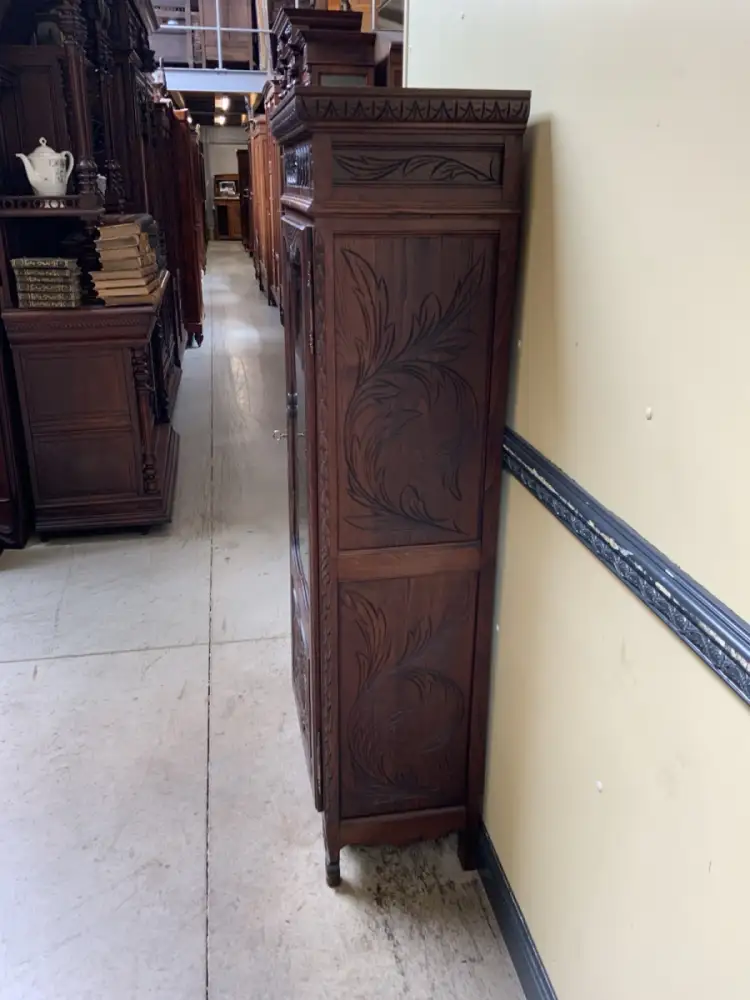 Antiker bretonischer Bücherschrank, Vitrine - traumhaft schön - Lieferung mögl. 4