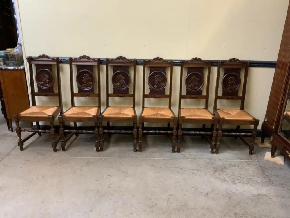 6 antike traumhaft schöne Bretonische Stühle - Lieferung möglich! 0