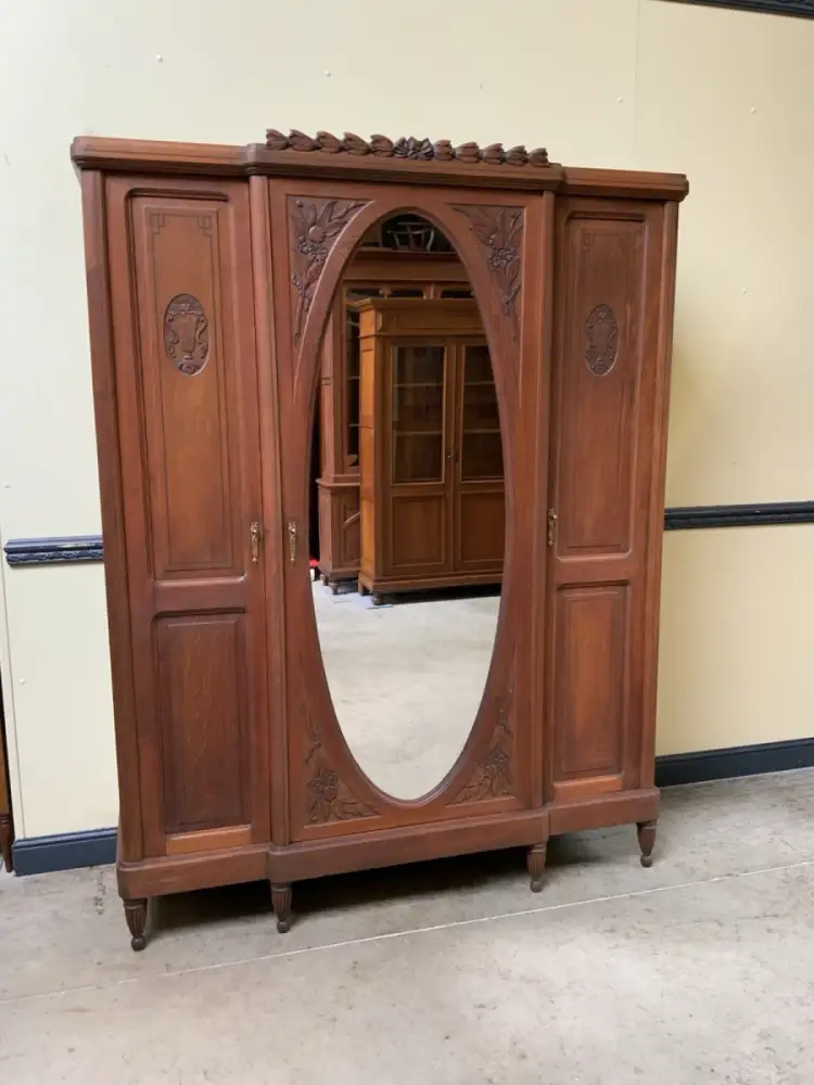 Antik - Kleiderschrank mit Wäschefächer - Jugendstil -  Lieferung möglich! 1