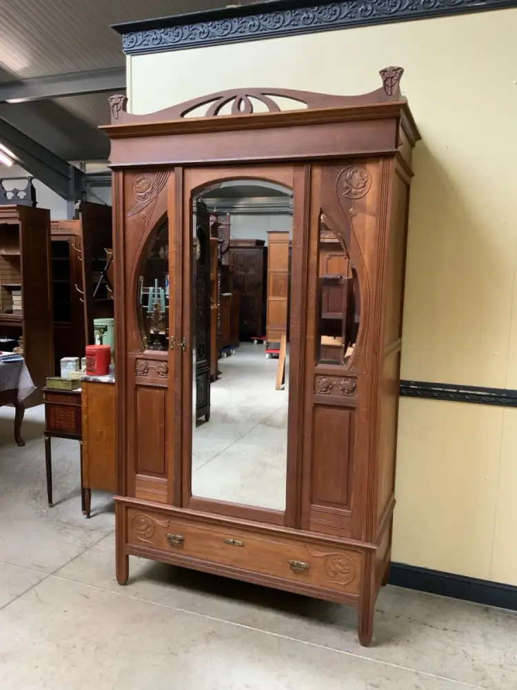 Antiker Jugendstil Kleiderschrank, Art Nouveau -  Lieferung möglich! 2