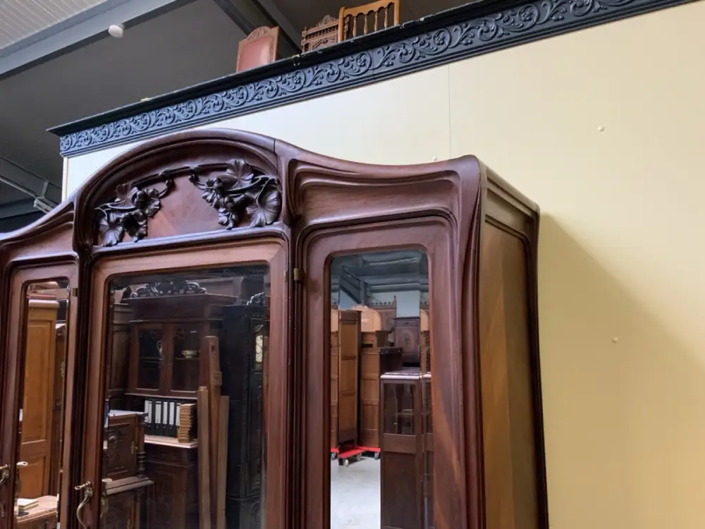 Antik Jugendstil Kleiderschrank, Wäsches. - feuvergoldete Bronze - Lieferung mög 10