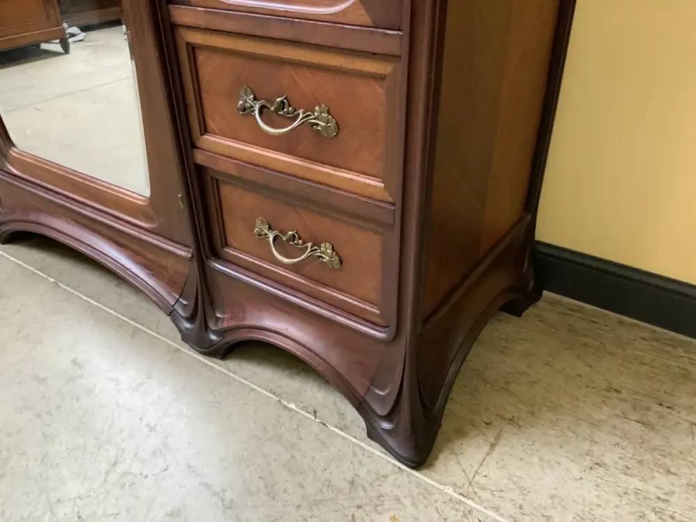 Antik Jugendstil Kleiderschrank, Wäsches. - feuvergoldete Bronze - Lieferung mög 13