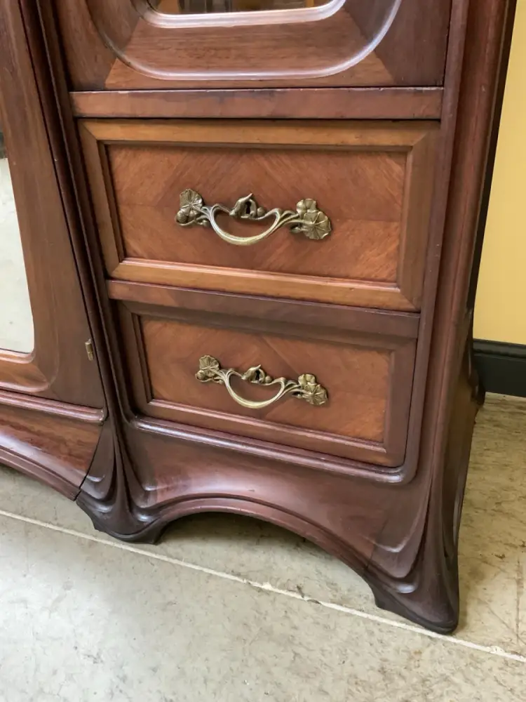 Antik Jugendstil Kleiderschrank, Wäsches. - feuvergoldete Bronze - Lieferung mög 14