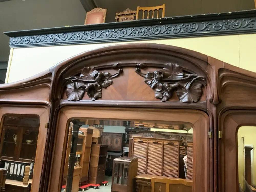 Antik Jugendstil Kleiderschrank, Wäsches. - feuvergoldete Bronze - Lieferung mög 16