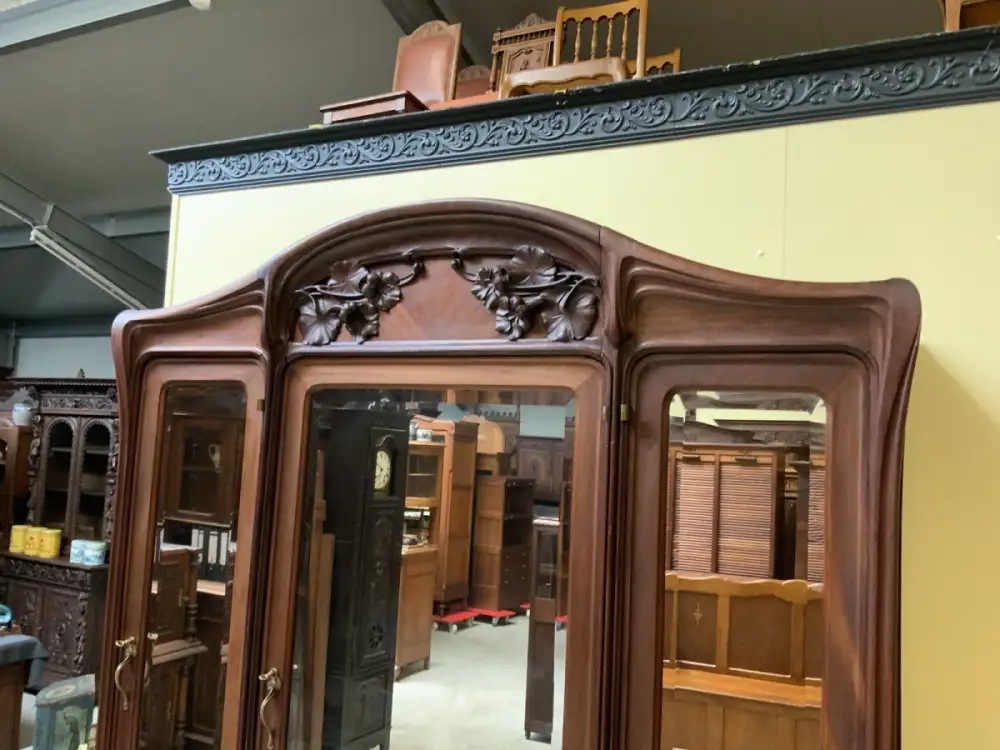 Antik Jugendstil Kleiderschrank, Wäsches. - feuvergoldete Bronze - Lieferung mög 17