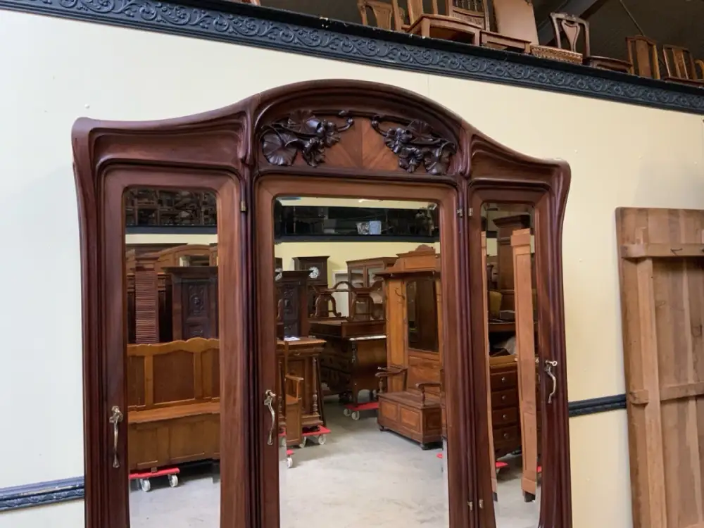 Antik Jugendstil Kleiderschrank, Wäsches. - feuvergoldete Bronze - Lieferung mög 6