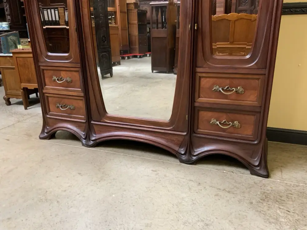 Antik Jugendstil Kleiderschrank, Wäsches. - feuvergoldete Bronze - Lieferung mög 9