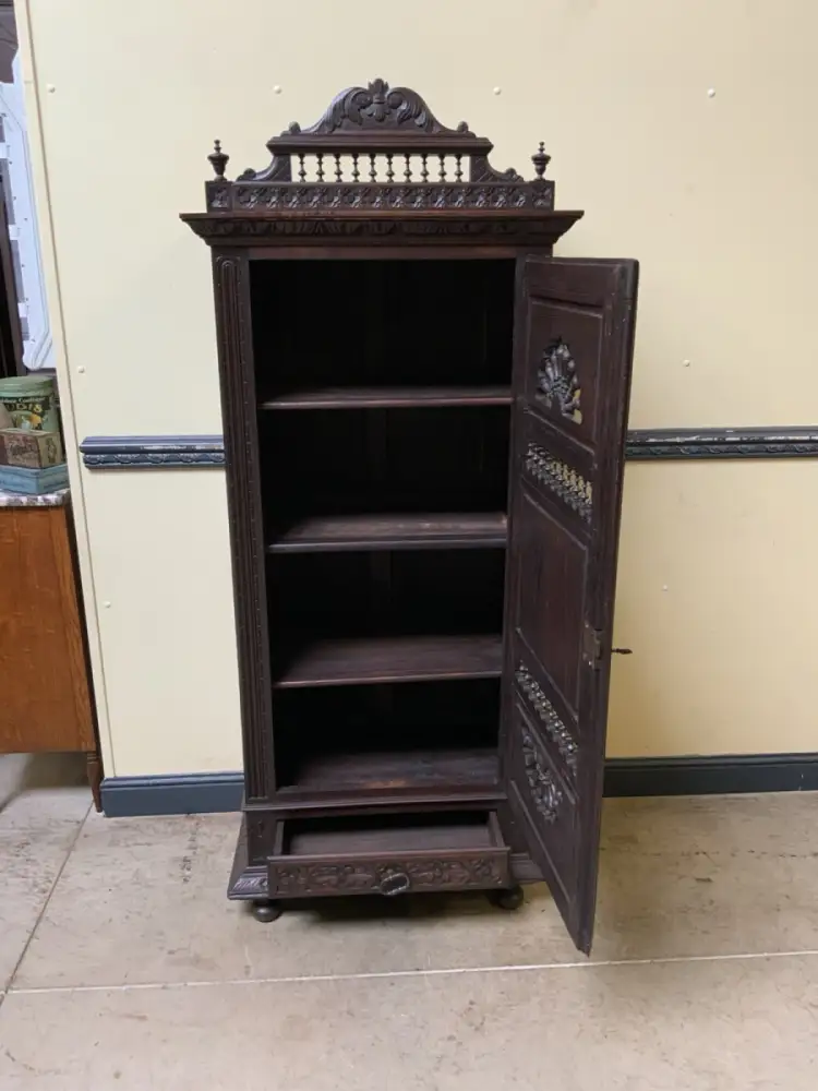 Antik -  Bretonisches Vertiko, Geschirrschrank,  - Lieferung möglich! 11