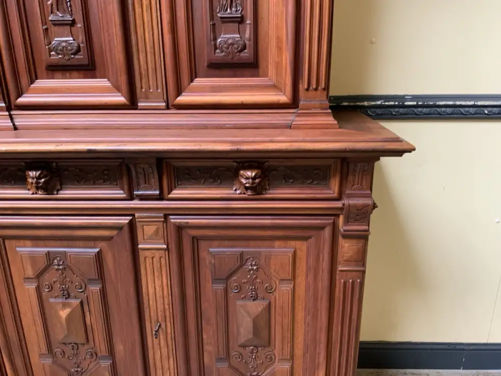 Antik - Nußbaum Aufsatz Schrank, Bronze  - Neorenaissance - Lieferung möglich! 15