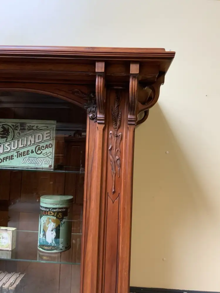 Antik - Vitrine - Jugendstil - Art Nouveau 