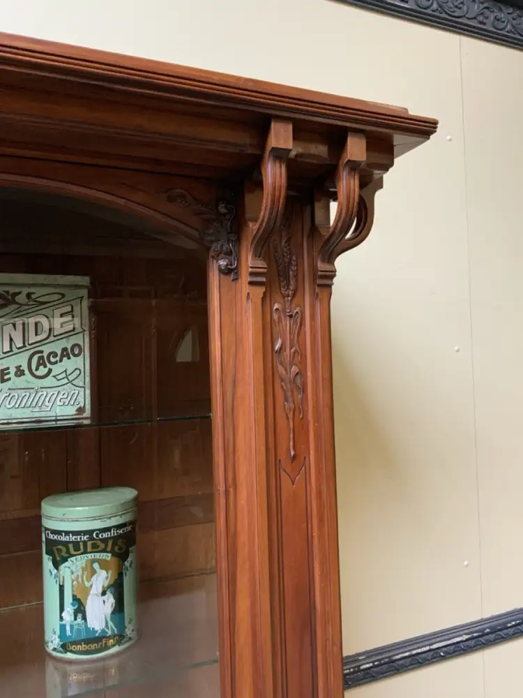 Antik - Vitrine - Jugendstil - Art Nouveau 
