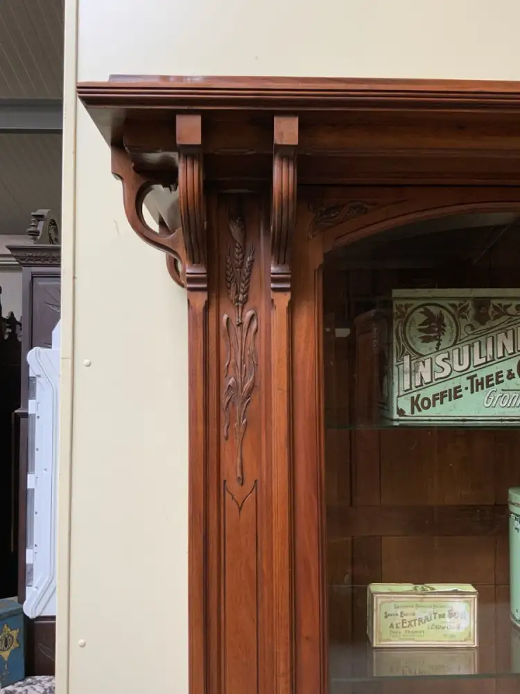 Antik - Vitrine - Jugendstil - Art Nouveau 