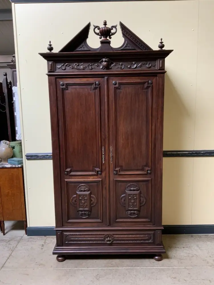 Antik - Wäscheschrank, Geschirrschrank - Neorenaissance - Lieferung möglich! 1