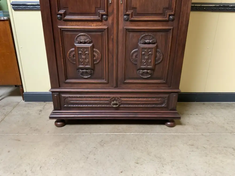 Antik - Wäscheschrank, Geschirrschrank - Neorenaissance - Lieferung möglich! 9