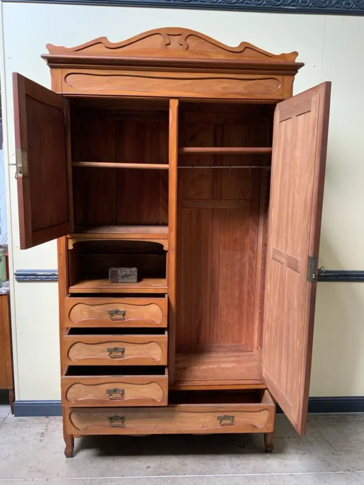 Antik- Jugendstil Wäscheschrank, Kleiderschrank - Art Nouveau-   Lieferung mögl. 15
